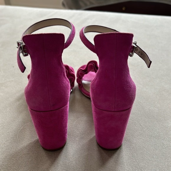 🩷Kenneth Cole Heels - Picture 2 of 8